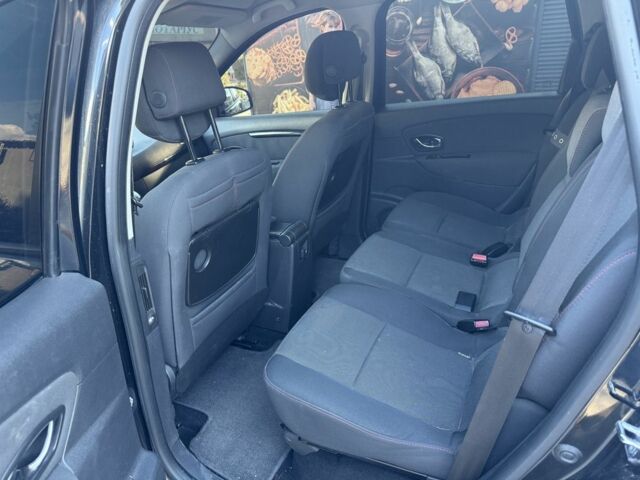 Черный Рено Другая, объемом двигателя 1.5 л и пробегом 200 тыс. км за 7500 $, фото 8 на Automoto.ua