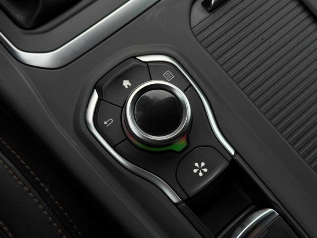 Чорний Рено Інша, об'ємом двигуна 1.6 л та пробігом 225 тис. км за 12800 $, фото 16 на Automoto.ua