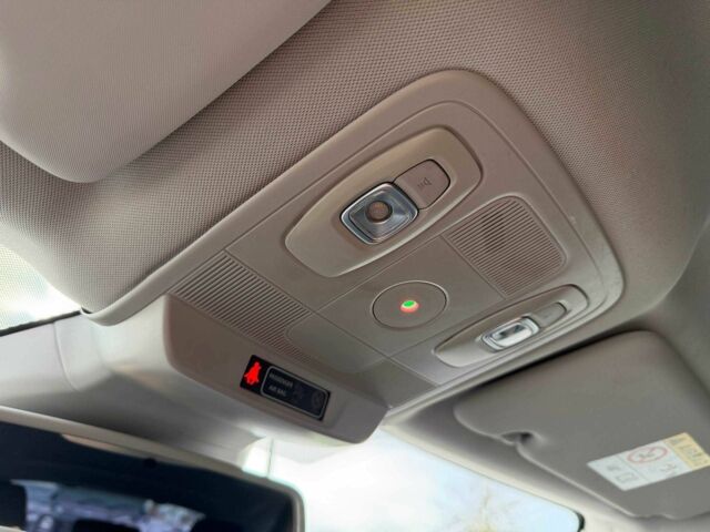 Чорний Рено Інша, об'ємом двигуна 1.6 л та пробігом 225 тис. км за 12800 $, фото 20 на Automoto.ua