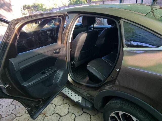 Коричневый Рено Другая, объемом двигателя 1.3 л и пробегом 29 тыс. км за 15700 $, фото 3 на Automoto.ua