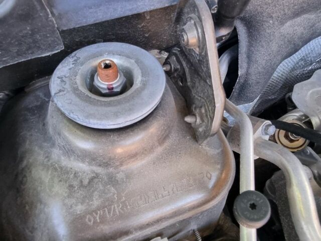 Коричневый Рено Другая, объемом двигателя 1.3 л и пробегом 29 тыс. км за 15700 $, фото 12 на Automoto.ua