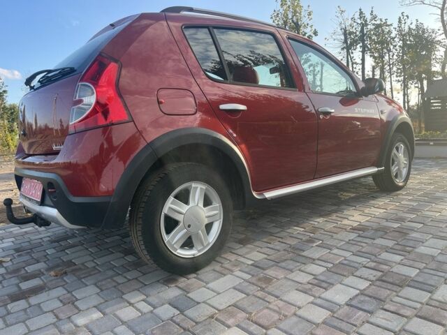 Красный Рено Другая, объемом двигателя 0 л и пробегом 191 тыс. км за 7200 $, фото 2 на Automoto.ua