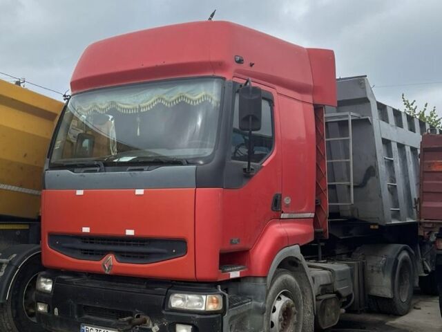 Красный Рено Другая, объемом двигателя 11.1 л и пробегом 0 тыс. км за 11500 $, фото 2 на Automoto.ua