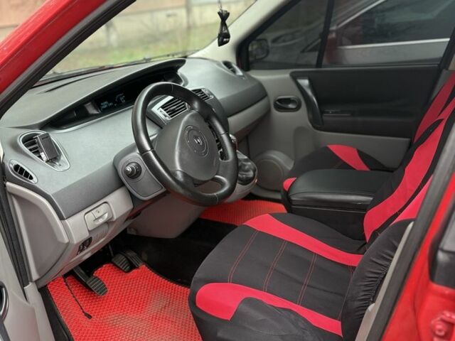 Красный Рено Другая, объемом двигателя 1.6 л и пробегом 130 тыс. км за 3700 $, фото 5 на Automoto.ua