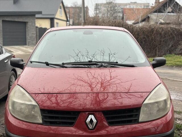 Красный Рено Другая, объемом двигателя 1.6 л и пробегом 130 тыс. км за 3700 $, фото 1 на Automoto.ua