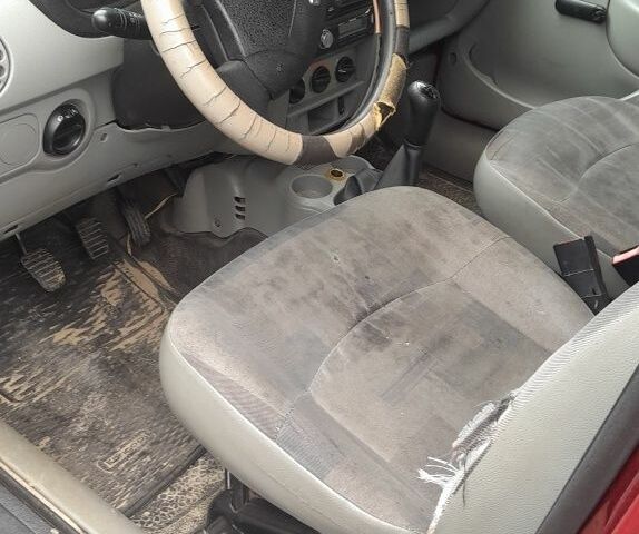 Красный Рено Другая, объемом двигателя 0 л и пробегом 194 тыс. км за 3500 $, фото 4 на Automoto.ua