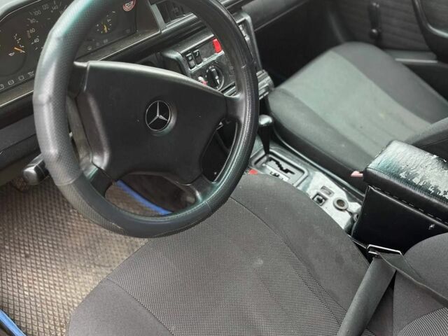 Красный Рено Другая, объемом двигателя 3 л и пробегом 300 тыс. км за 2300 $, фото 3 на Automoto.ua