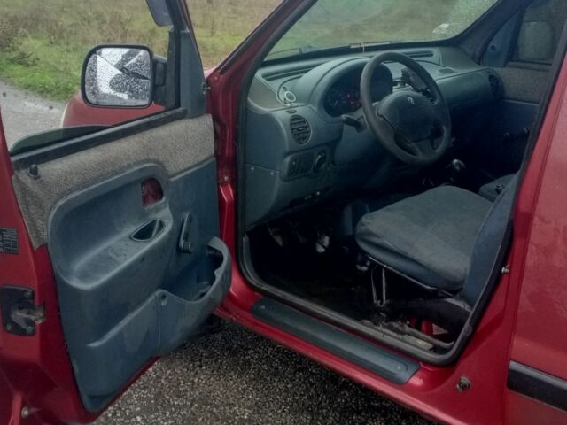 Красный Рено Другая, объемом двигателя 1.9 л и пробегом 100 тыс. км за 3000 $, фото 5 на Automoto.ua