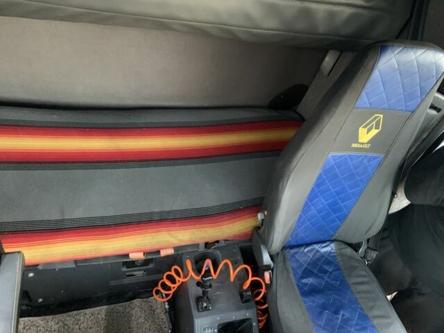 Рено Другая, объемом двигателя 0 л и пробегом 0 тыс. км за 4000 $, фото 6 на Automoto.ua