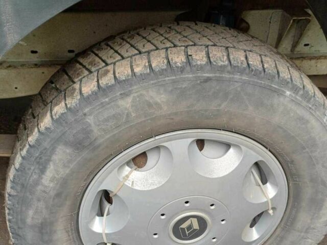 Рено Другая, объемом двигателя 0 л и пробегом 0 тыс. км за 5300 $, фото 14 на Automoto.ua