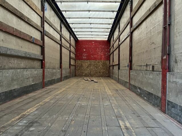 Рено Другая, объемом двигателя 0 л и пробегом 0 тыс. км за 8500 $, фото 5 на Automoto.ua