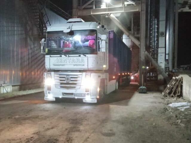 Рено Інша, об'ємом двигуна 0 л та пробігом 0 тис. км за 13888 $, фото 2 на Automoto.ua