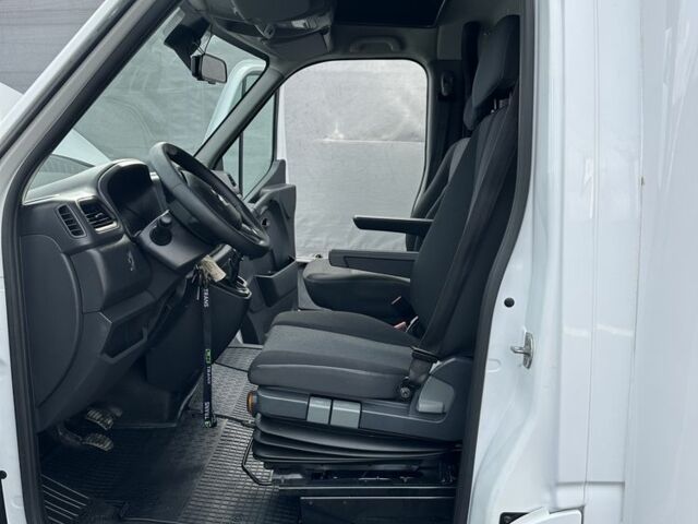 Рено Другая, объемом двигателя 0 л и пробегом 0 тыс. км за 18999 $, фото 18 на Automoto.ua