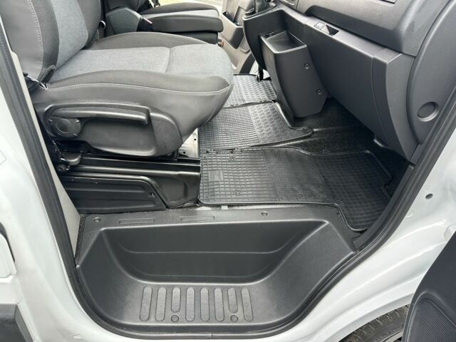 Рено Другая, объемом двигателя 0 л и пробегом 0 тыс. км за 18999 $, фото 13 на Automoto.ua