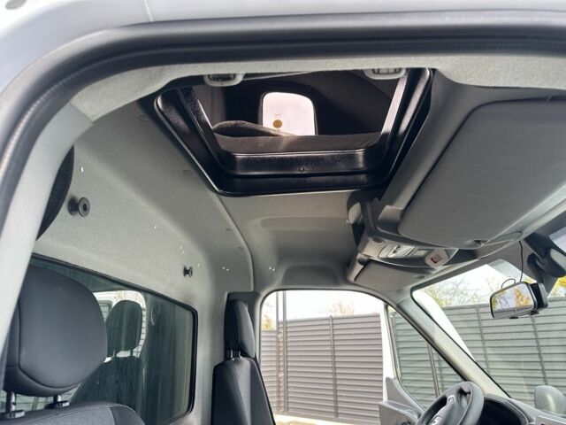 Рено Другая, объемом двигателя 0 л и пробегом 0 тыс. км за 18999 $, фото 15 на Automoto.ua