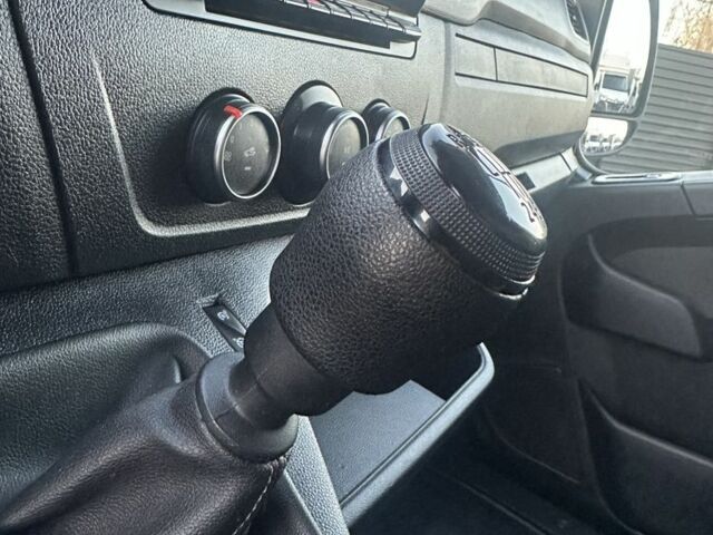 Рено Другая, объемом двигателя 0 л и пробегом 0 тыс. км за 20600 $, фото 15 на Automoto.ua