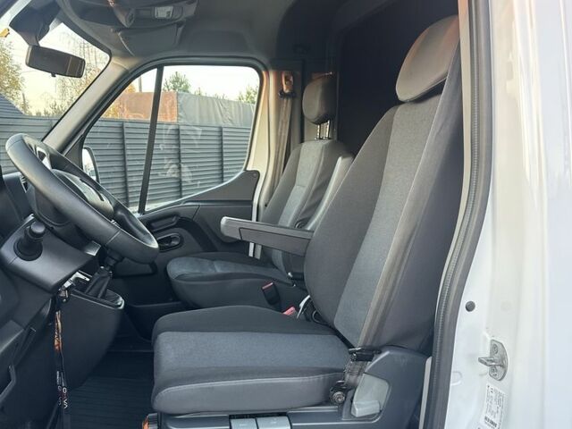 Рено Другая, объемом двигателя 0 л и пробегом 0 тыс. км за 20600 $, фото 11 на Automoto.ua