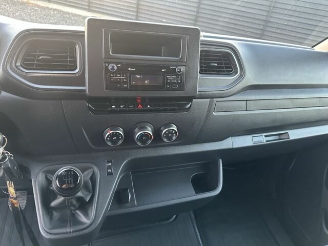 Рено Другая, объемом двигателя 0 л и пробегом 0 тыс. км за 20600 $, фото 16 на Automoto.ua