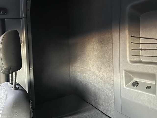 Рено Другая, объемом двигателя 0 л и пробегом 0 тыс. км за 20600 $, фото 23 на Automoto.ua