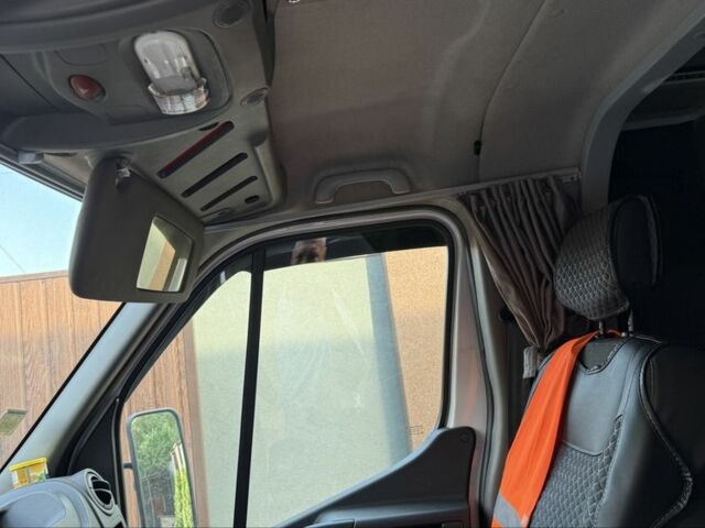 Рено Другая, объемом двигателя 0 л и пробегом 0 тыс. км за 16999 $, фото 10 на Automoto.ua