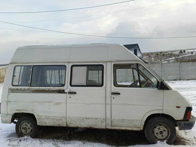 Рено Другая, объемом двигателя 0 л и пробегом 0 тыс. км за 677 $, фото 2 на Automoto.ua