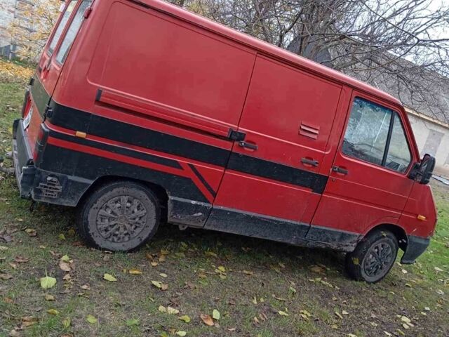 Рено Другая, объемом двигателя 0 л и пробегом 0 тыс. км за 1190 $, фото 4 на Automoto.ua