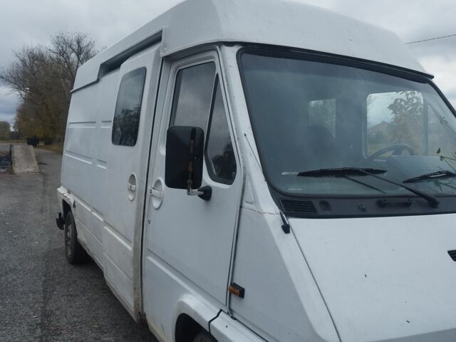 Рено Другая, объемом двигателя 0 л и пробегом 0 тыс. км за 2300 $, фото 2 на Automoto.ua