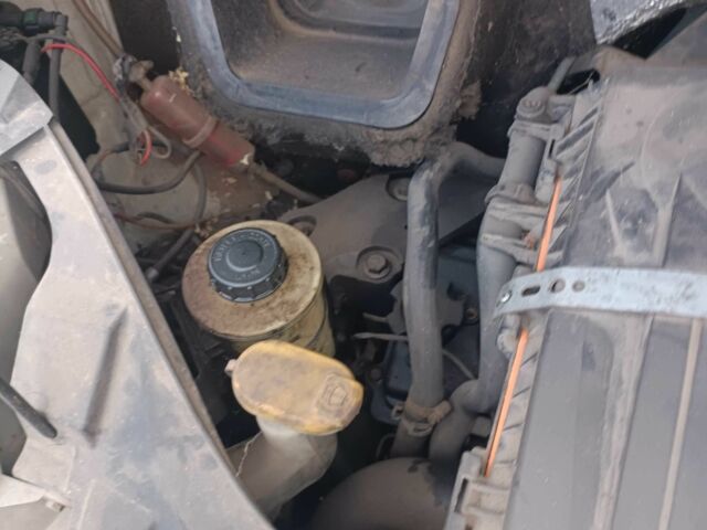 Рено Інша, об'ємом двигуна 0 л та пробігом 0 тис. км за 6000 $, фото 3 на Automoto.ua