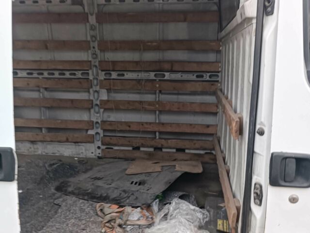 Рено Інша, об'ємом двигуна 0 л та пробігом 0 тис. км за 6000 $, фото 10 на Automoto.ua