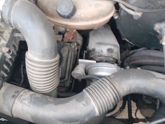 Рено Інша, об'ємом двигуна 0 л та пробігом 0 тис. км за 6000 $, фото 4 на Automoto.ua