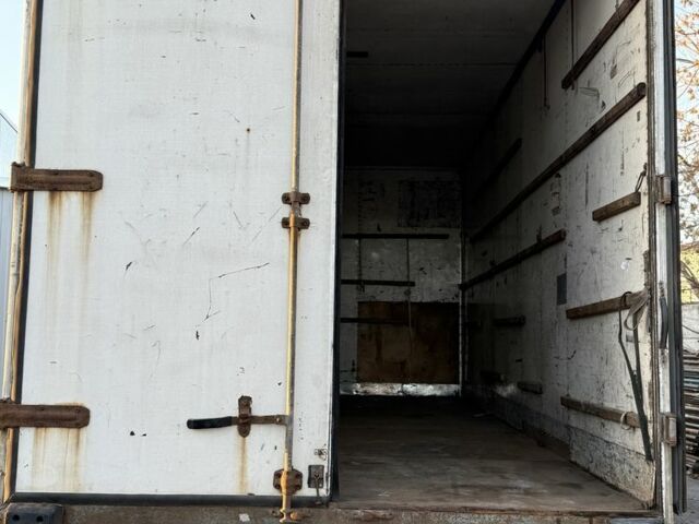 Рено Інша, об'ємом двигуна 0 л та пробігом 0 тис. км за 9500 $, фото 8 на Automoto.ua