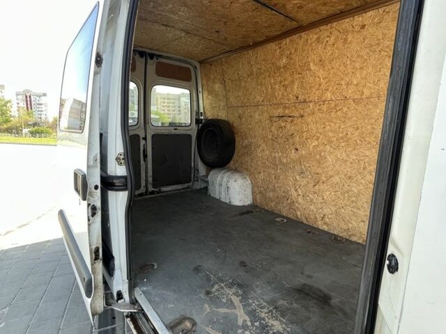 Рено Другая, объемом двигателя 0 л и пробегом 0 тыс. км за 6299 $, фото 7 на Automoto.ua