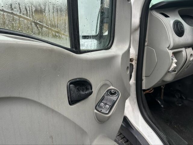 Рено Інша, об'ємом двигуна 0 л та пробігом 0 тис. км за 5500 $, фото 13 на Automoto.ua