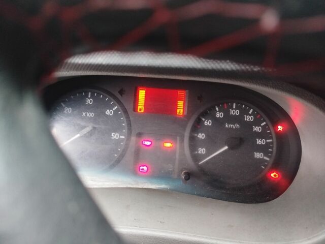 Рено Другая, объемом двигателя 0 л и пробегом 0 тыс. км за 7000 $, фото 7 на Automoto.ua