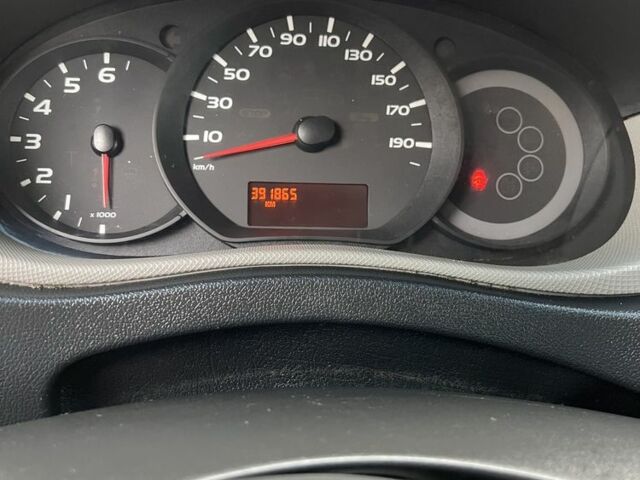 Рено Другая, объемом двигателя 0 л и пробегом 0 тыс. км за 9500 $, фото 7 на Automoto.ua