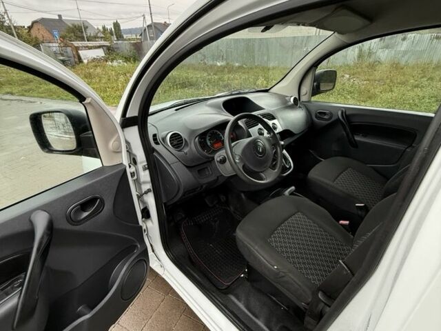 Рено Другая, объемом двигателя 0 л и пробегом 0 тыс. км за 5400 $, фото 6 на Automoto.ua