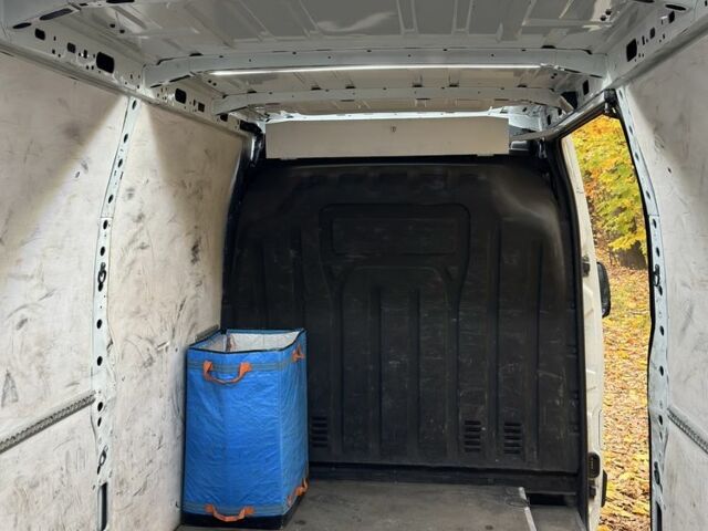 Рено Другая, объемом двигателя 0 л и пробегом 0 тыс. км за 15500 $, фото 12 на Automoto.ua