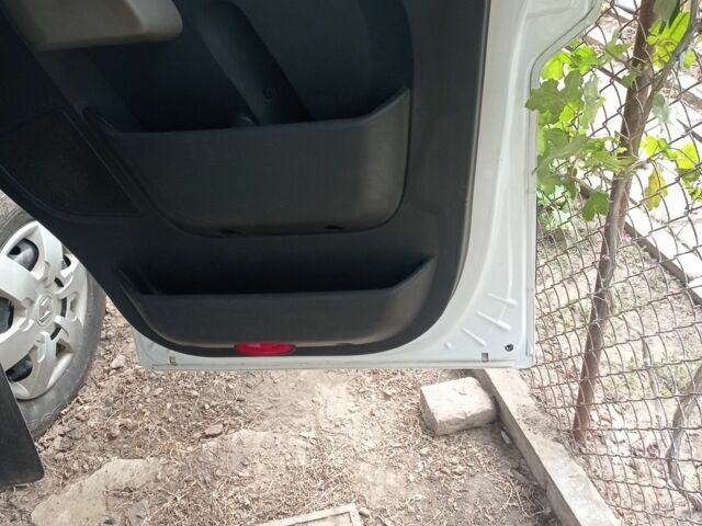 Рено Другая, объемом двигателя 0 л и пробегом 0 тыс. км за 329 $, фото 9 на Automoto.ua