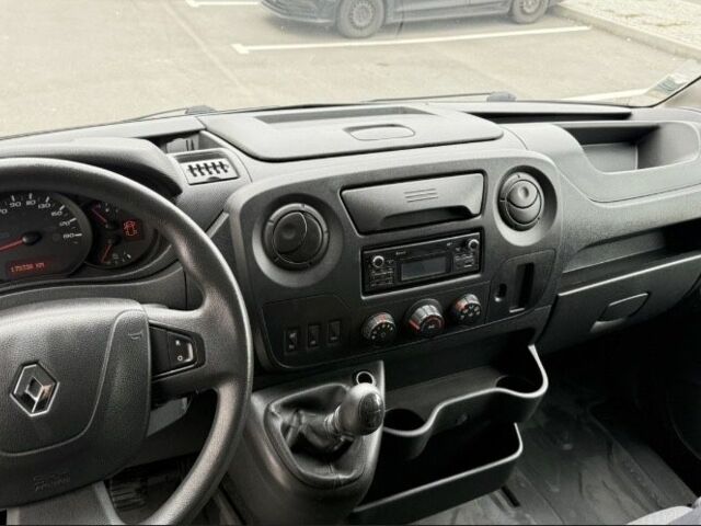 Рено Другая, объемом двигателя 0 л и пробегом 0 тыс. км за 15500 $, фото 19 на Automoto.ua