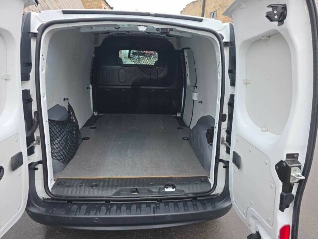 Рено Другая, объемом двигателя 0 л и пробегом 0 тыс. км за 12400 $, фото 10 на Automoto.ua