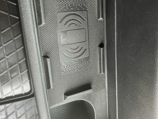 Рено Другая 2020 в Кропивницком (Кировограде) на Automoto.ua Рено Другая, объемом двигателя 0 л и пробегом 0 тыс. км за 18700 $, фото 18 на Automoto.ua