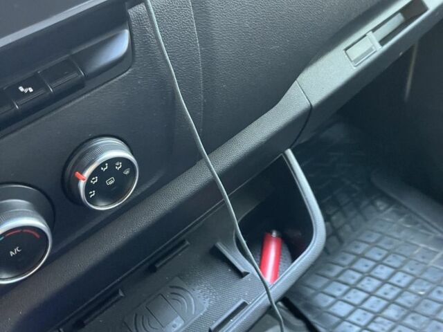 Рено Другая 2020 в Кропивницком (Кировограде) на Automoto.ua Рено Другая, объемом двигателя 0 л и пробегом 0 тыс. км за 18700 $, фото 15 на Automoto.ua