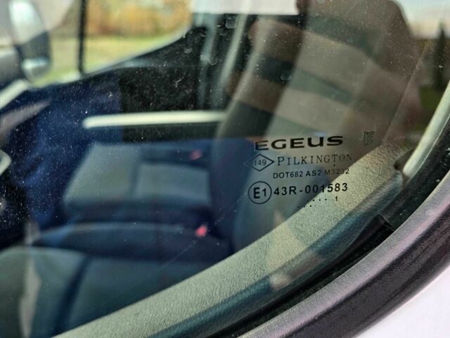 Рено Інша, об'ємом двигуна 0 л та пробігом 0 тис. км за 17700 $, фото 16 на Automoto.ua