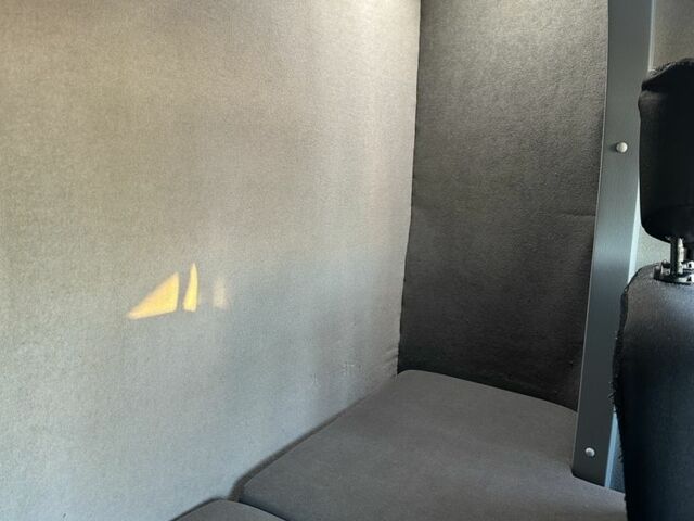 Рено Другая, объемом двигателя 14.86 л и пробегом 0 тыс. км за 23900 $, фото 22 на Automoto.ua