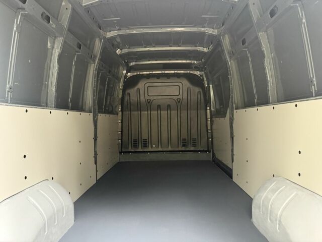 Рено Інша, об'ємом двигуна 0 л та пробігом 0 тис. км за 18300 $, фото 7 на Automoto.ua