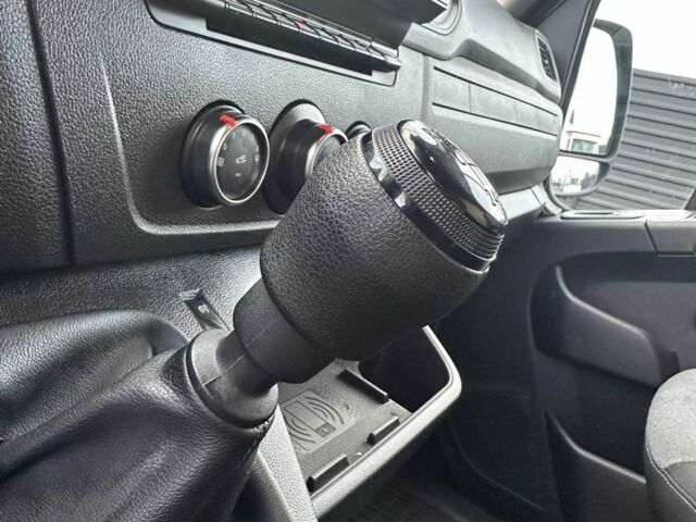 Рено Другая, объемом двигателя 0 л и пробегом 0 тыс. км за 23500 $, фото 19 на Automoto.ua