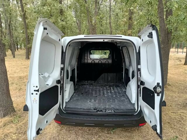 Рено Інша, об'ємом двигуна 0 л та пробігом 0 тис. км за 16000 $, фото 5 на Automoto.ua