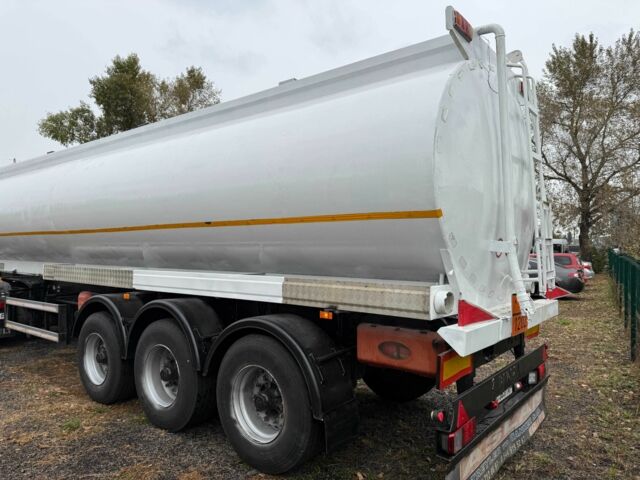 Рено Другая, объемом двигателя 0 л и пробегом 0 тыс. км за 45000 $, фото 5 на Automoto.ua