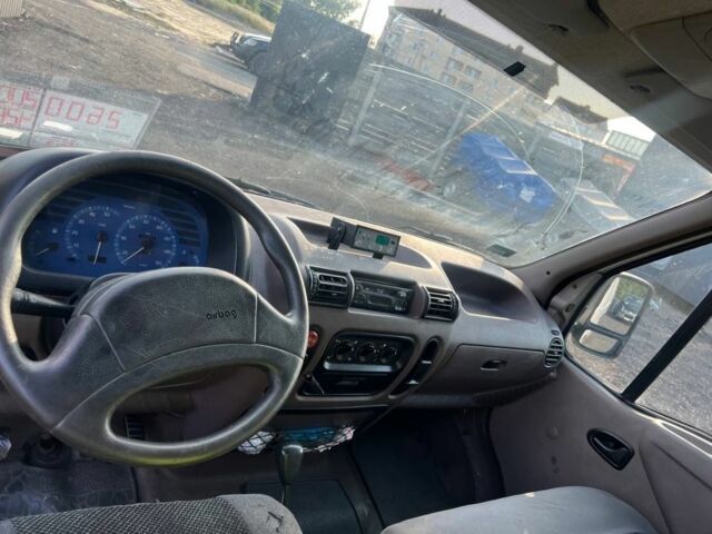 Рено Інша, об'ємом двигуна 2.3 л та пробігом 0 тис. км за 2600 $, фото 5 на Automoto.ua
