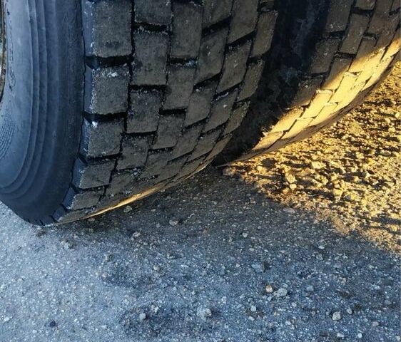 Рено Другая, объемом двигателя 2.3 л и пробегом 0 тыс. км за 9000 $, фото 3 на Automoto.ua